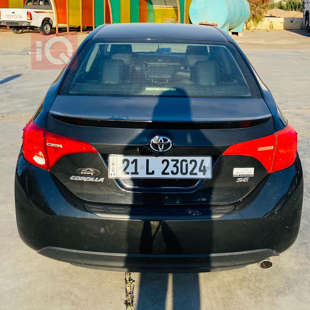 تۆیۆتا کۆرۆلا